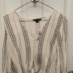 american eagle vintage style blouse